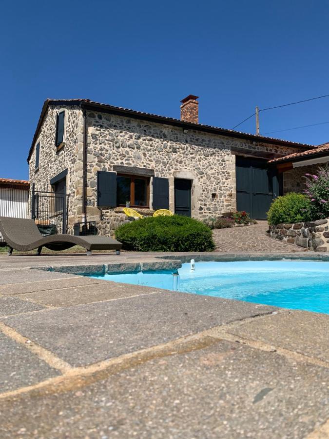 Domaine Des Pierres D Auvergne Flat 외부 사진
