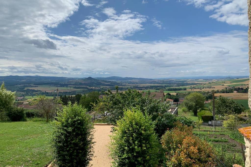 Domaine Des Pierres D Auvergne Flat 외부 사진