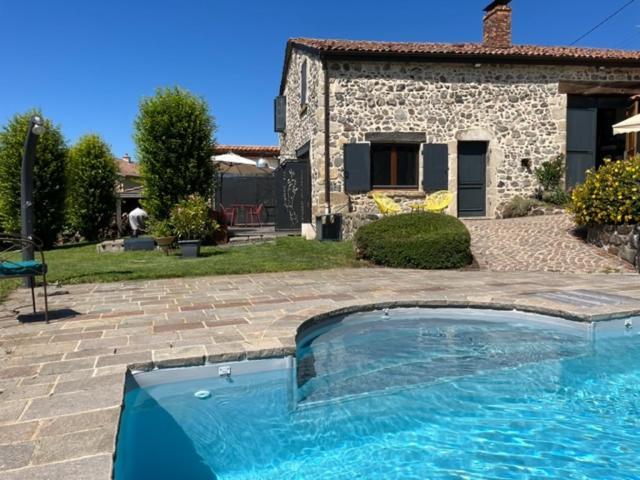 Domaine Des Pierres D Auvergne Flat 외부 사진